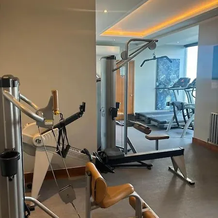 Porthminster View Luxury Sea Views Balcony, Parking, Pool, & Gym St Ives